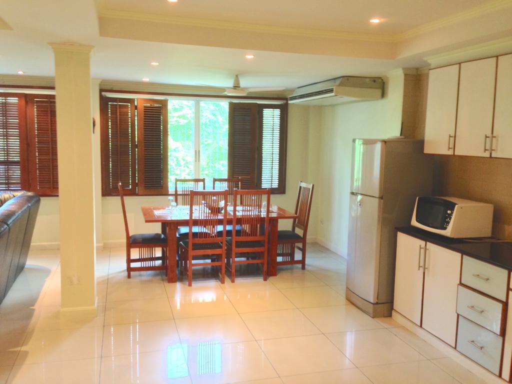 Argyle Apartments Pattaya Buitenkant foto