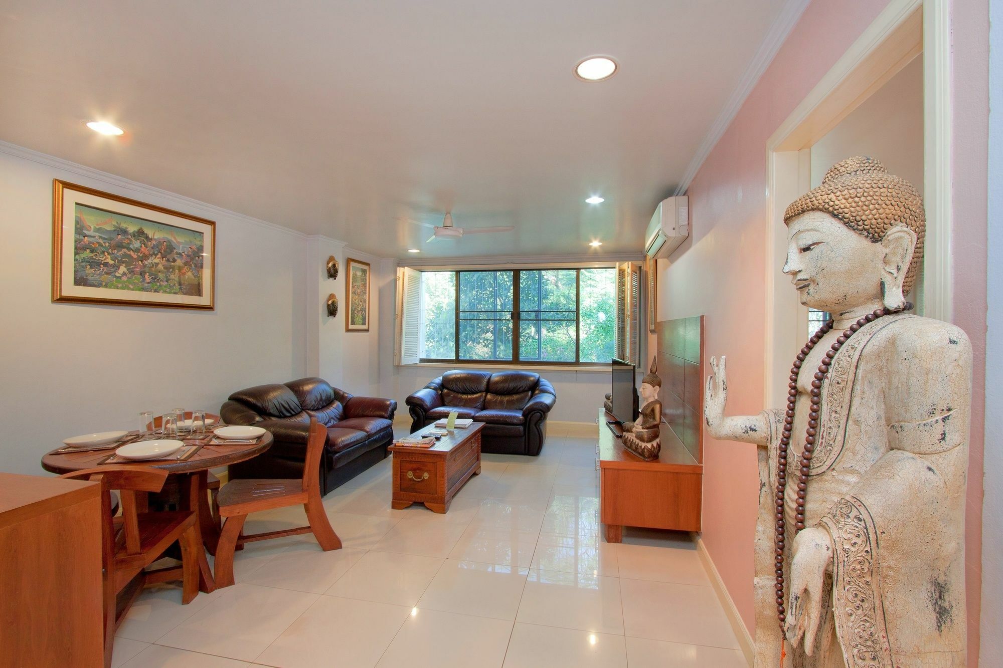 Argyle Apartments Pattaya Buitenkant foto