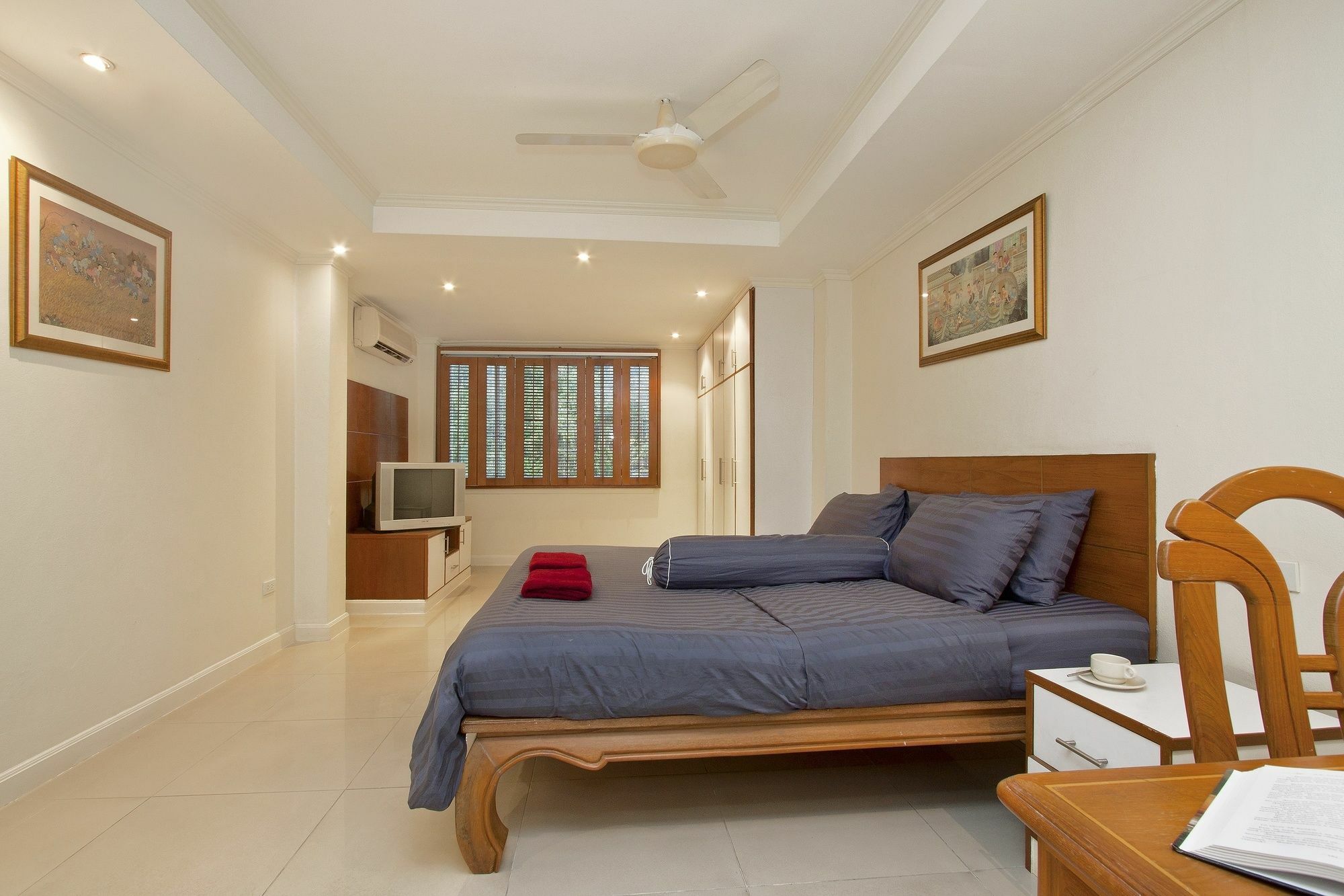 Argyle Apartments Pattaya Buitenkant foto